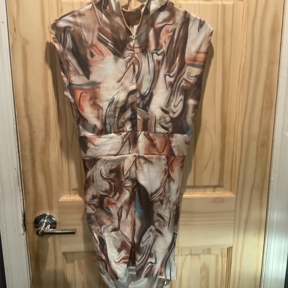 Marble open front dress back zip CHICME SIZE M - Picture 2 of 3